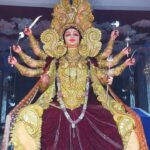 भक्तों ने नम आंखों से दी मां दुर्गा को विदाई